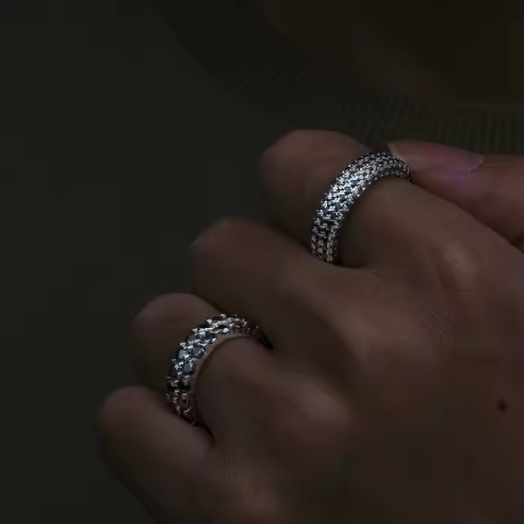 L’Arctique Noir Ring