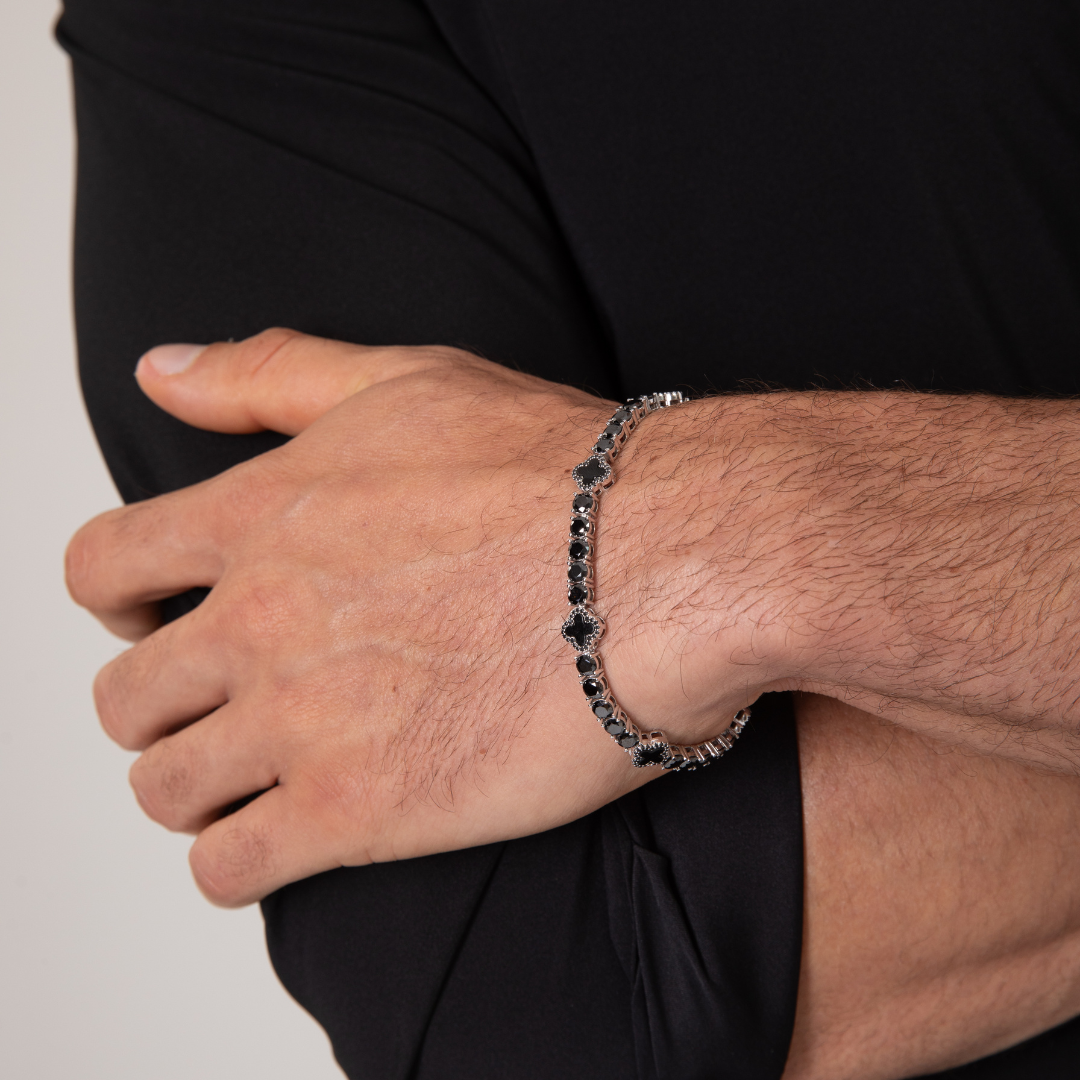 Clover Noir Bracelet