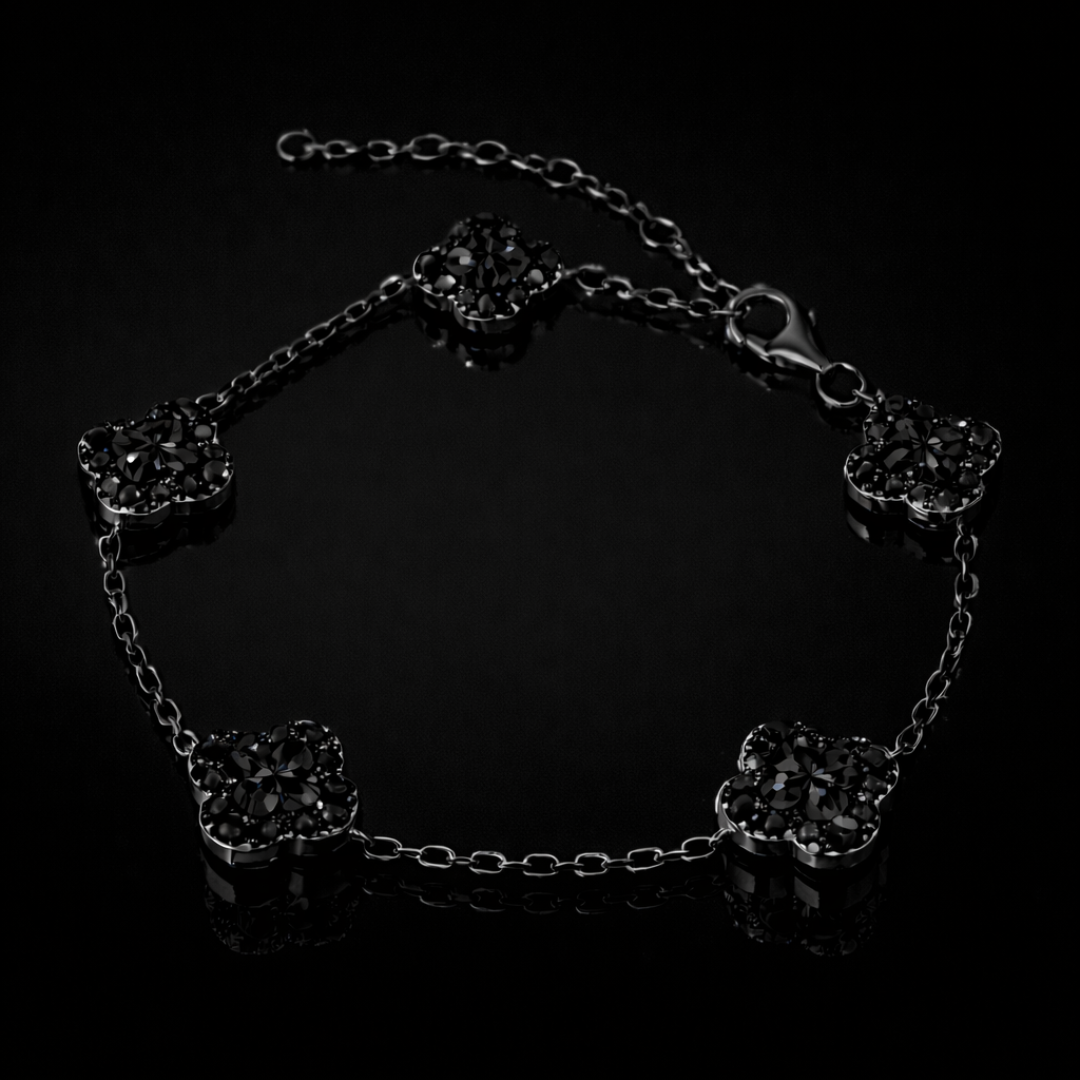 Clover Noir Suprême Fine Bracelet