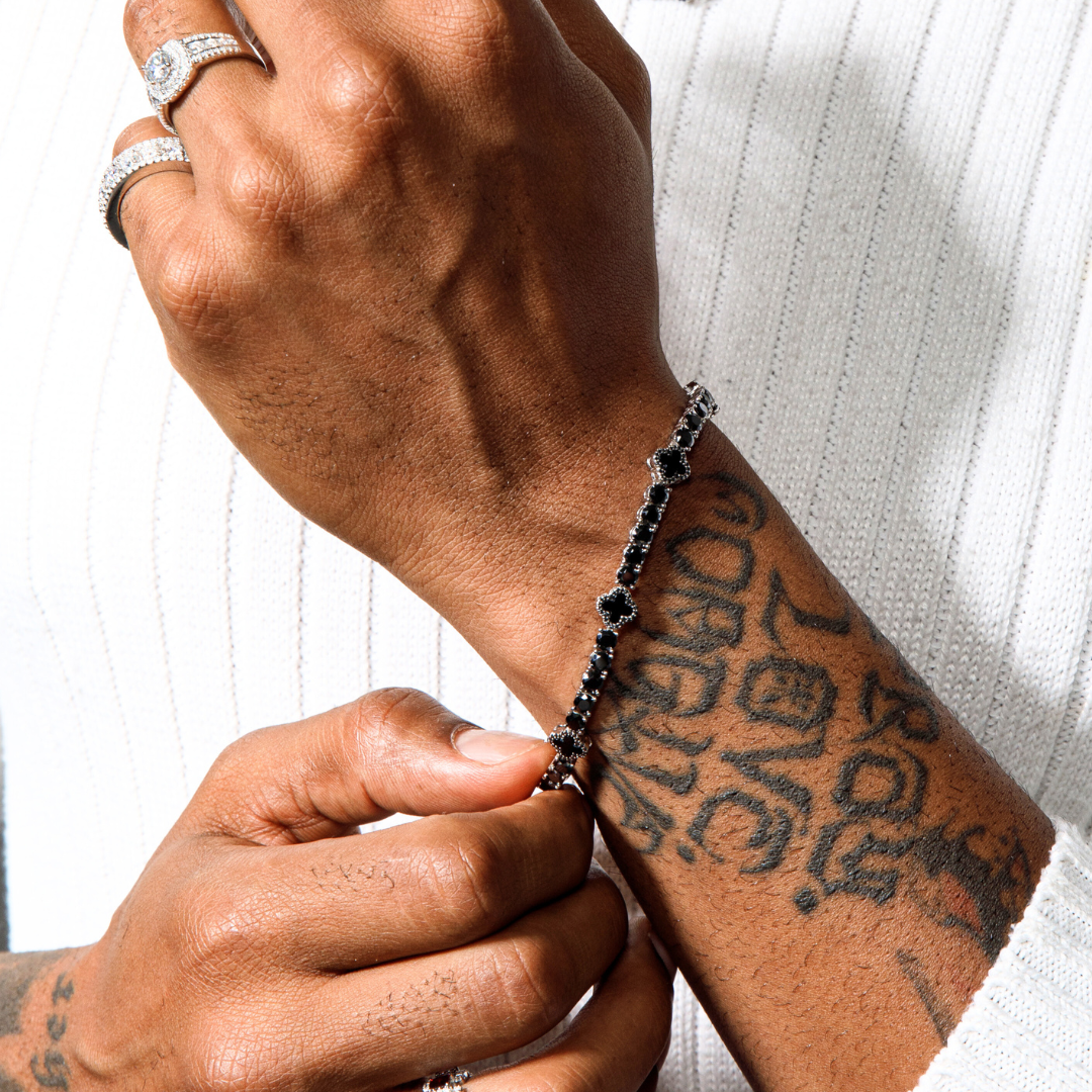 Clover Noir Bracelet