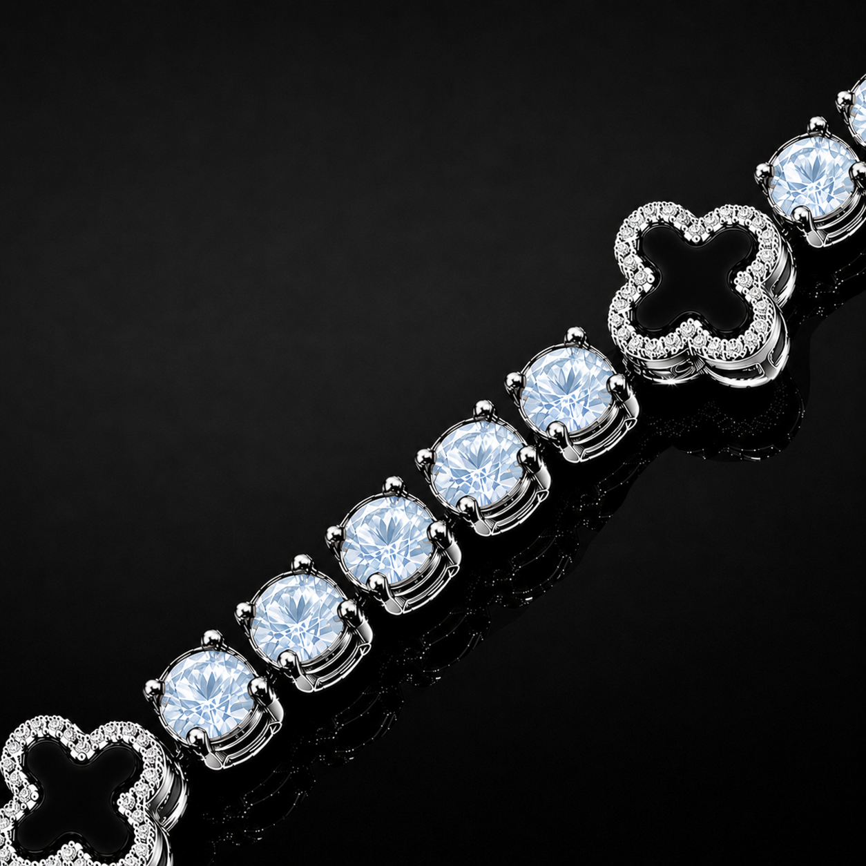 Clover Bleu Bracelet