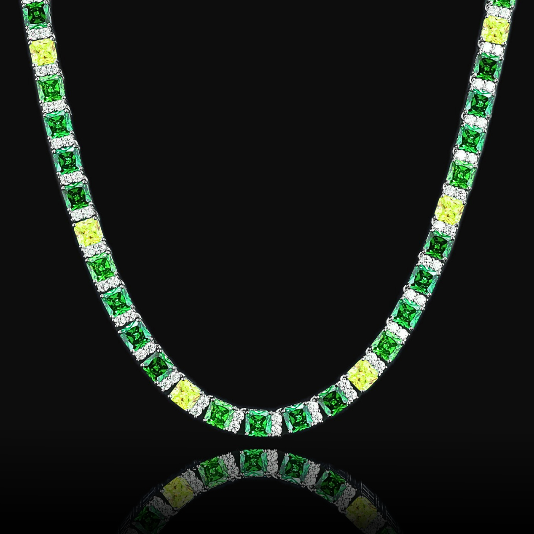 Océan Émeraude chain