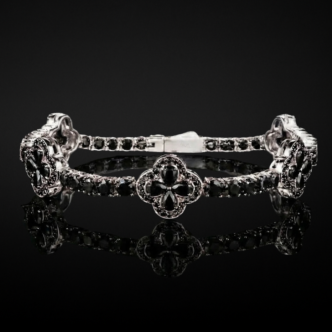 Maison Clover Noir Suprême Bracelet