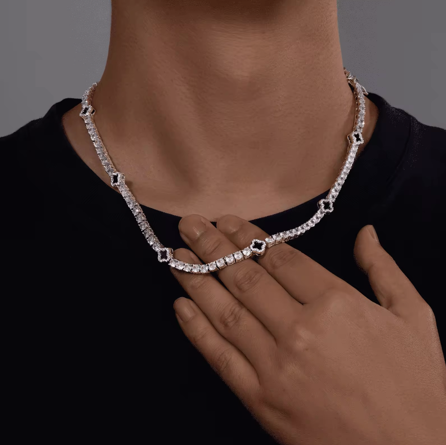 MOISSANITE BLACK CLOVER TENNIS CHAIN - WHITE GOLD - Sant Leclère