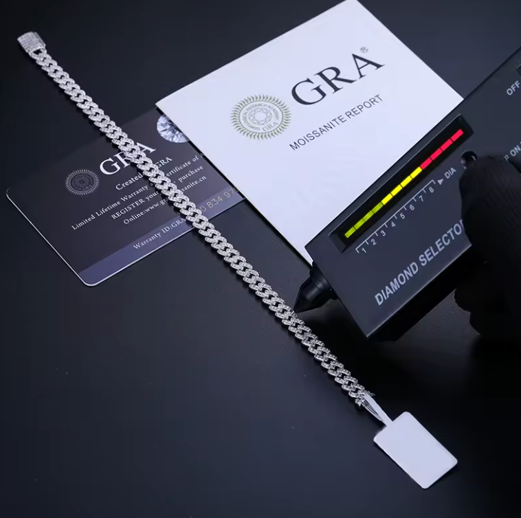 MOISSANITE CUBAN LINK BRACELET - WHITE GOLD 6MM - Sant Leclère