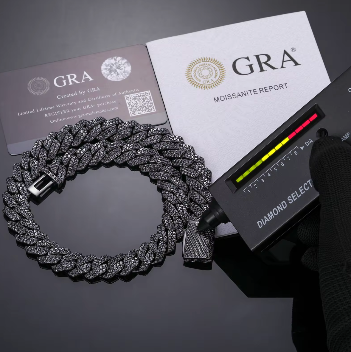 BLACK MOISSANITE DIAMOND CUBAN LINK CHAIN - Sant Leclère