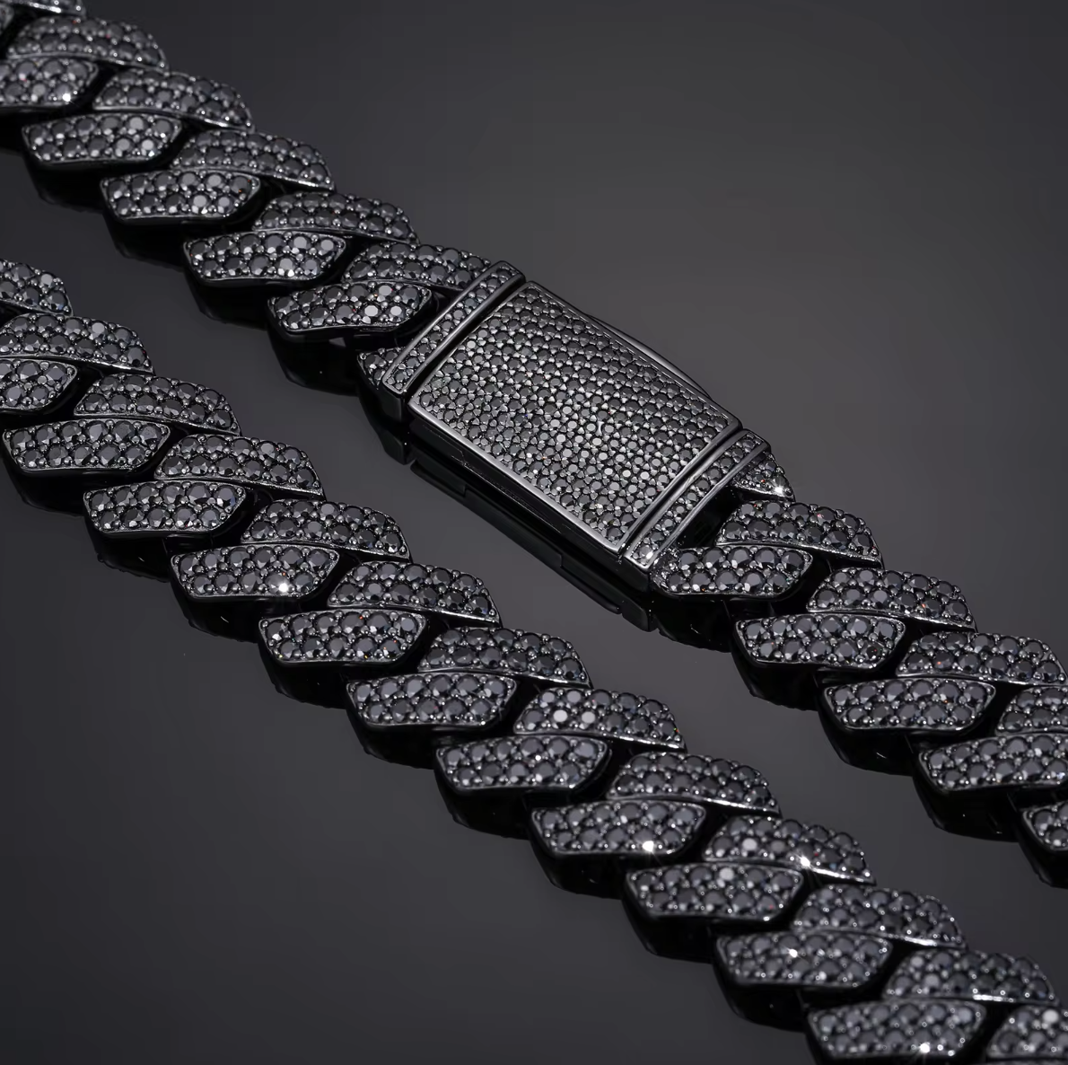 BLACK MOISSANITE DIAMOND CUBAN LINK BRACELET - Sant Leclère