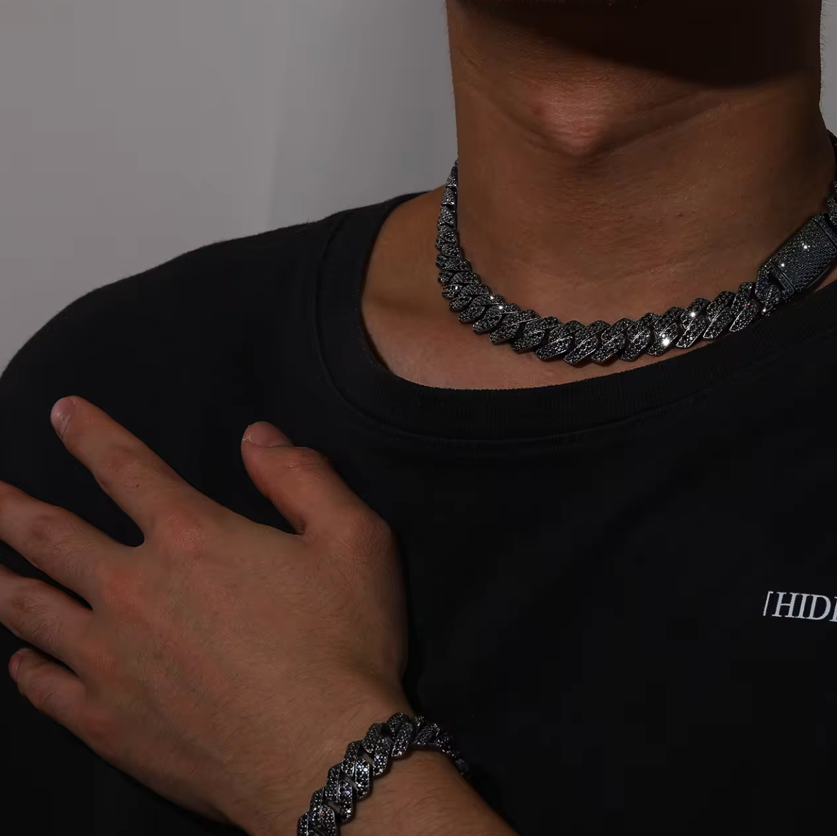 BLACK MOISSANITE DIAMOND CUBAN LINK BRACELET - Sant Leclère