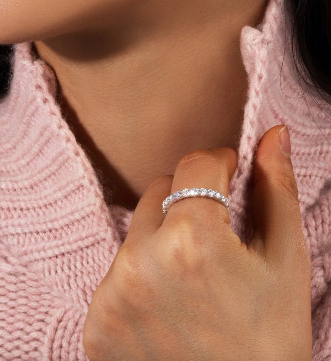 MOISSANITE THIN ETERNITY RING - WHITE GOLD - Sant Leclère