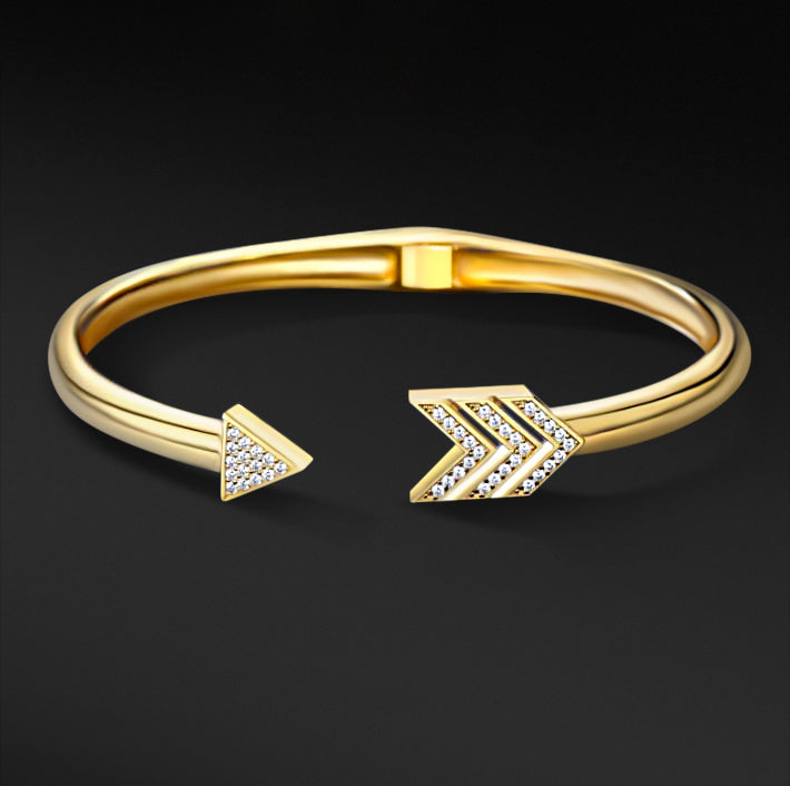 MOISSANITE ARROW BANGLE - WHITE GOLD
