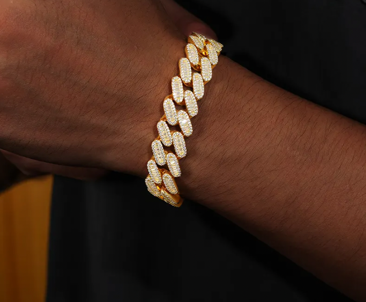 MOISSANITE PRONG CUBAN LINK - 18K GOLD 12MM - Sant Leclère