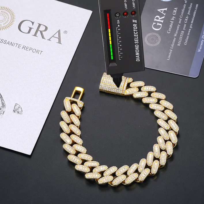 MOISSANITE PRONG CUBAN LINK - WHITE GOLD 12MM - Sant Leclère