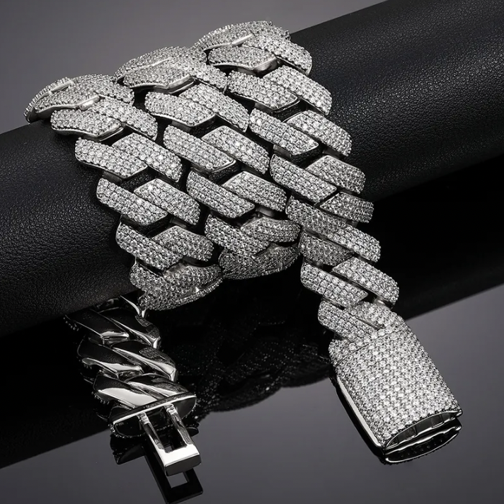 MOISSANITE CUBAN LINK CHAIN - WHITE GOLD 20MM - Sant Leclère