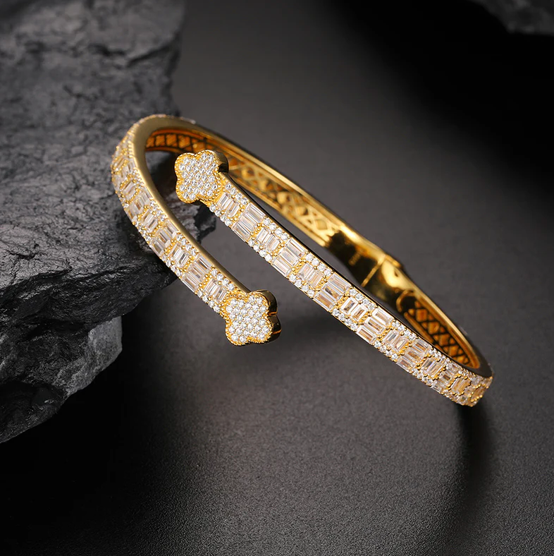 Signature Clover Bracelet