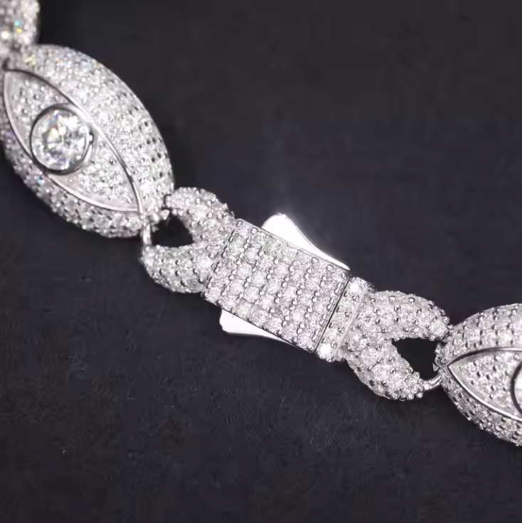 MOISSANITE MYSTIC EYES BRACELET