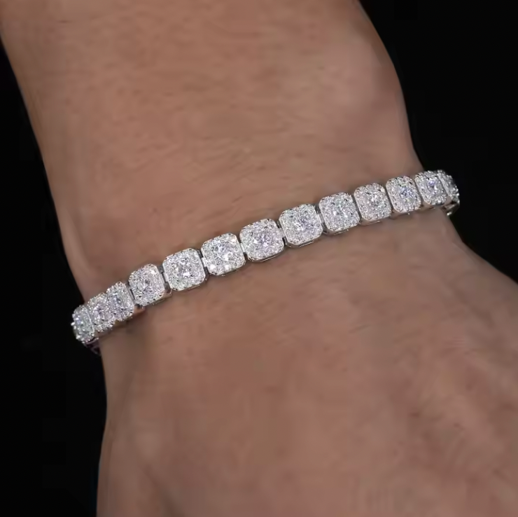 MOISSANITE PRISMATIC LINK BRACELET