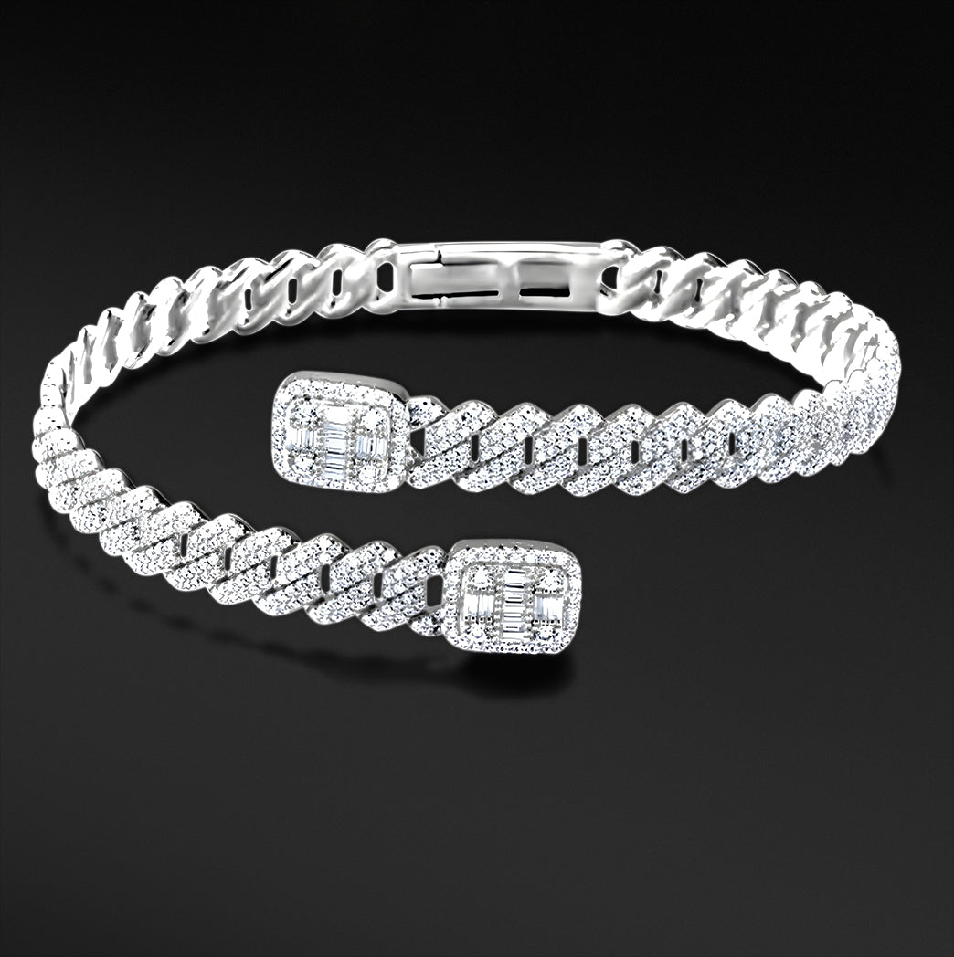 MOISSANITE BAGUETTE CUBAN BANGLE