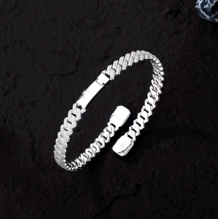MOISSANITE BAGUETTE CUBAN BANGLE