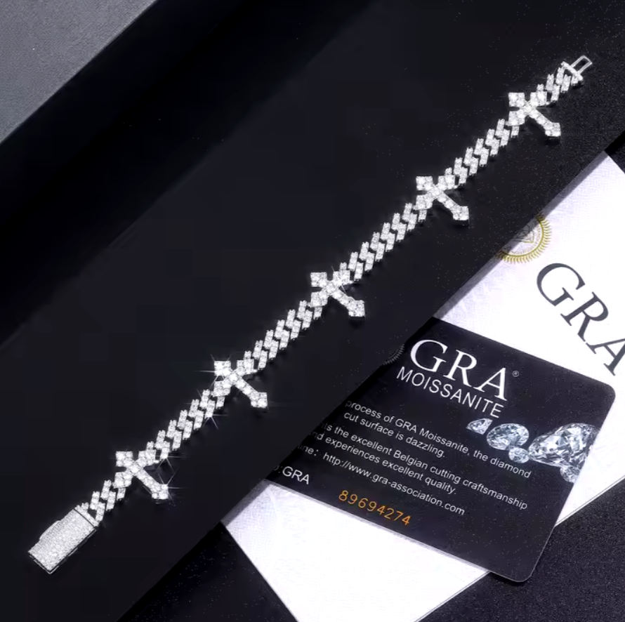 MOISSANITE CUBAN CROSS BRACELET