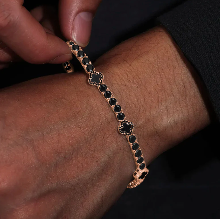 Rosé Clover Noir Bracelet