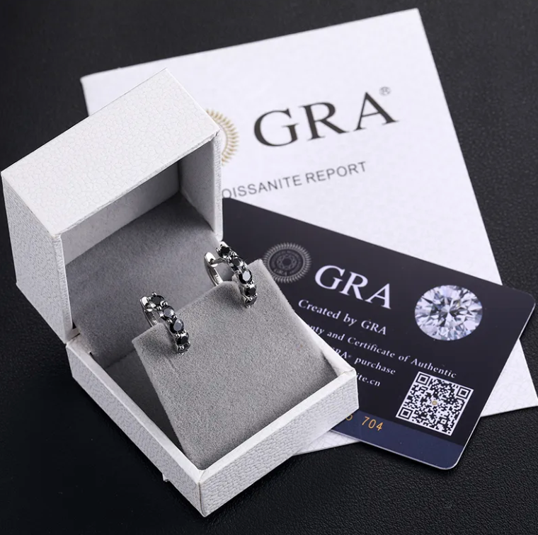BLACK MOISSANITE CUFF HOOP EARRINGS - WHITE GOLD - Sant Leclère