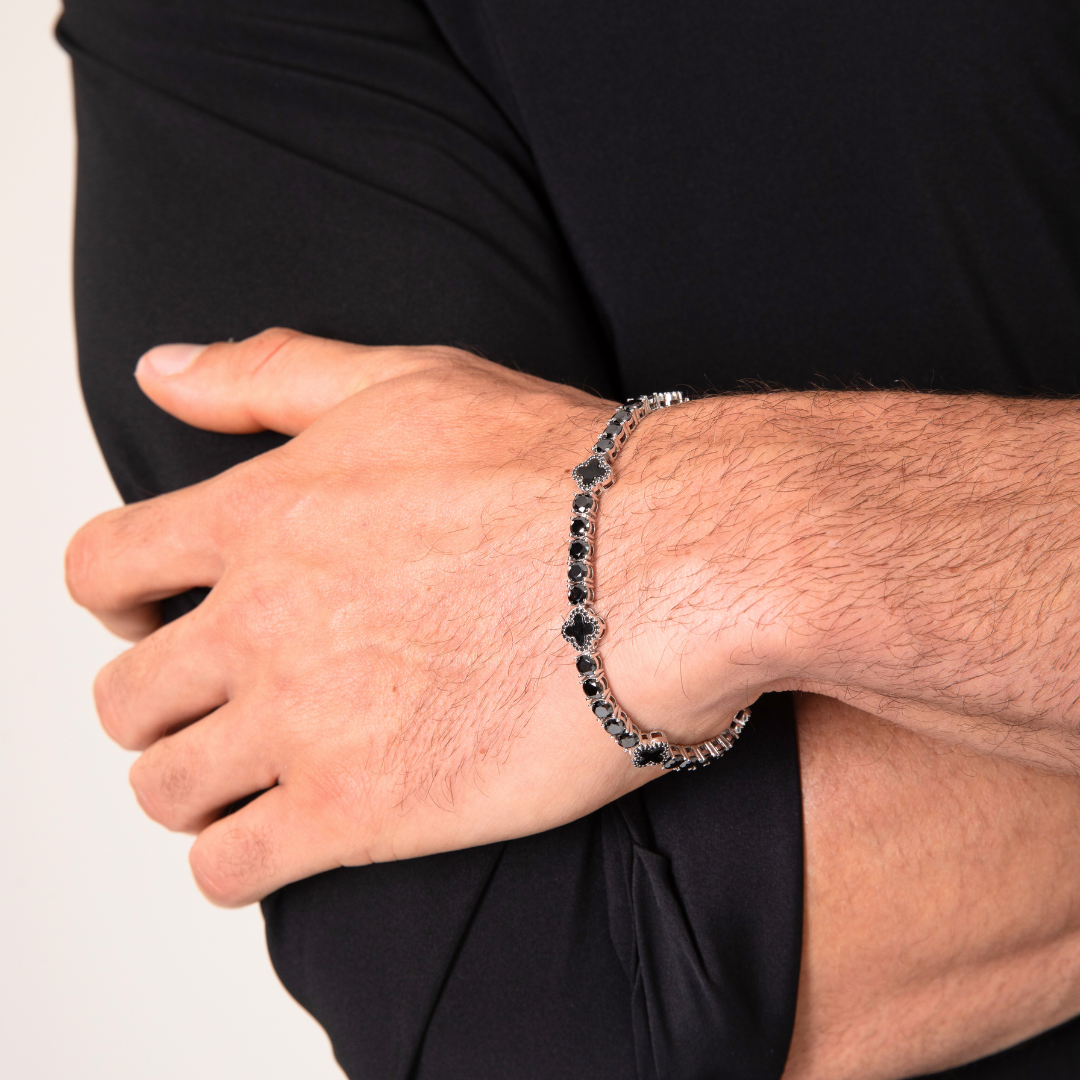 Clover Noir Bracelet