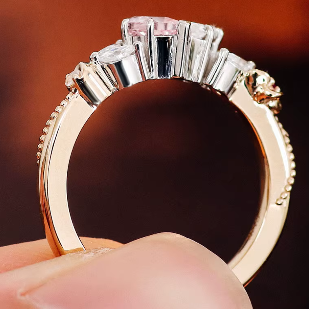 L’Étreinte Rosée