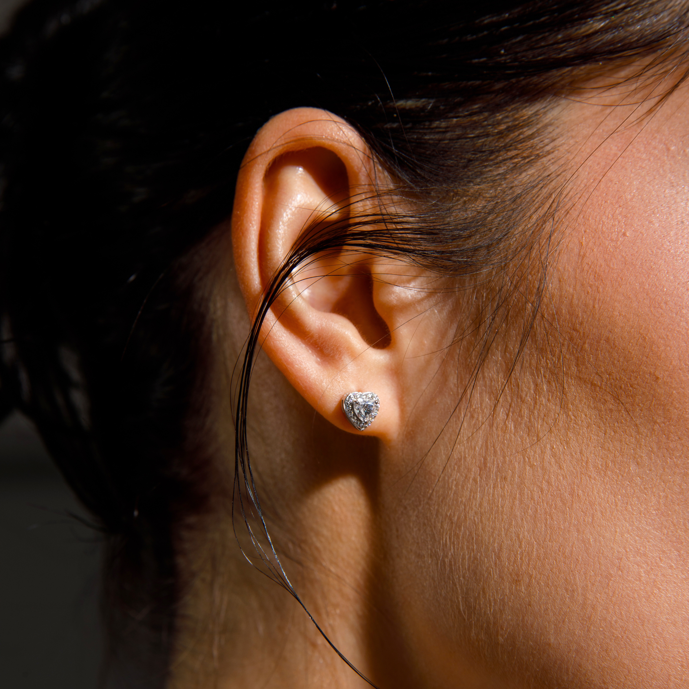 L'Amor Blanc Earrings