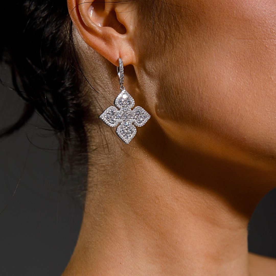 Les Grandes Fleurs Earrings
