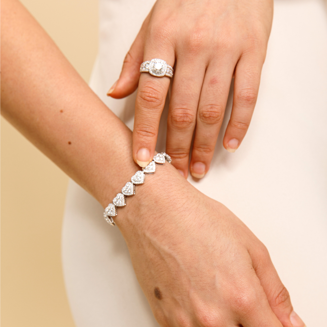 The Amoré Bracelet