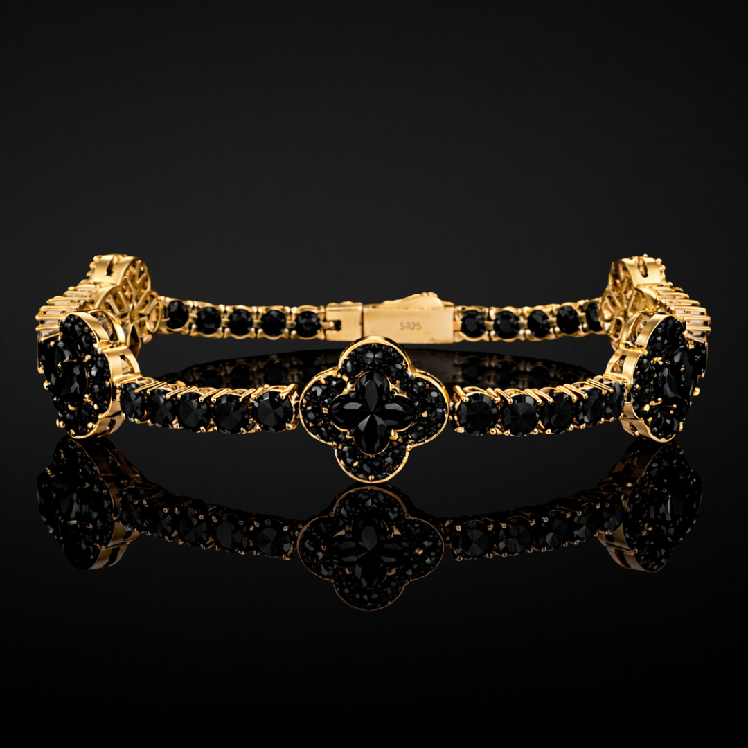 Maison Clover Noir Suprême Bracelet