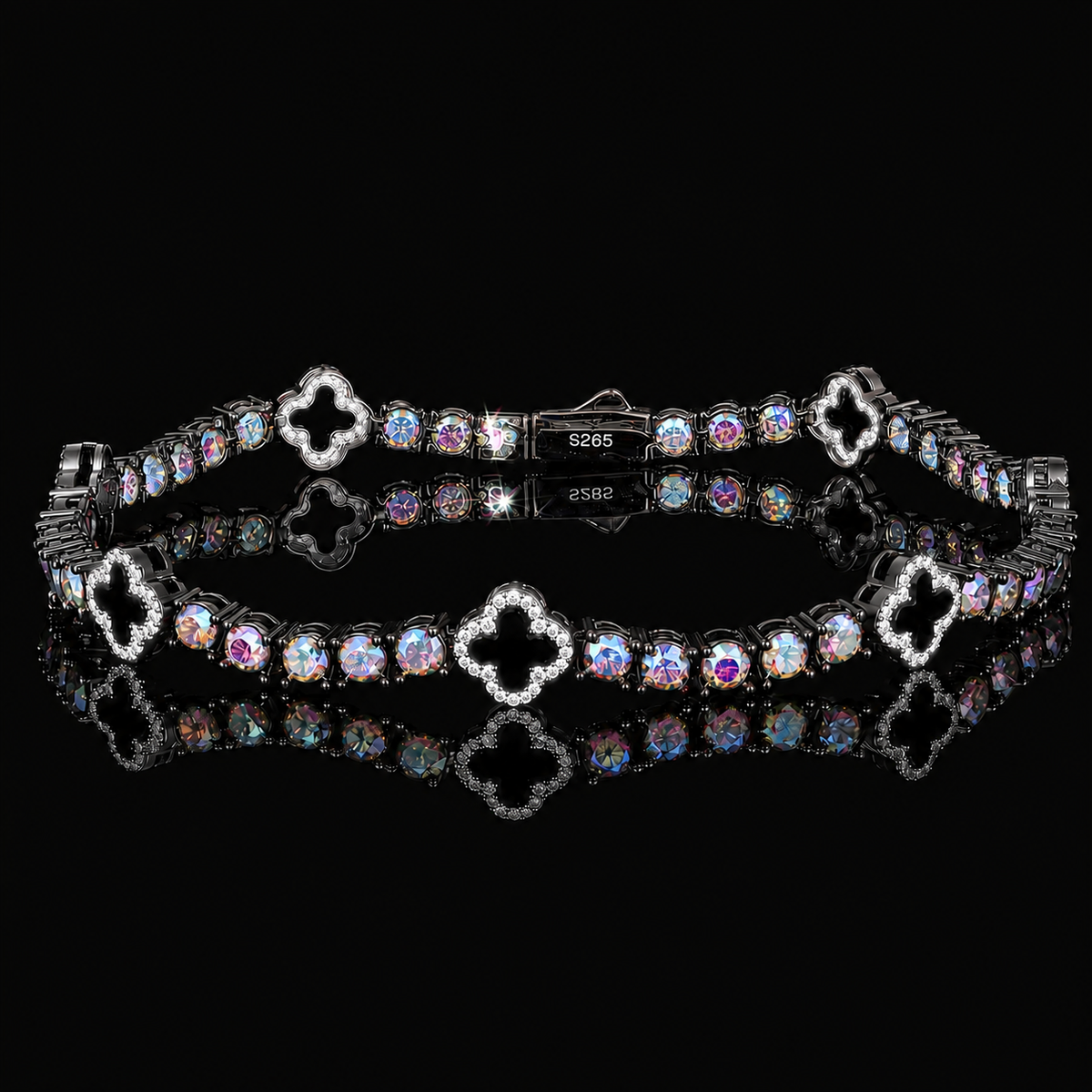 Clover Aurora Bracelet