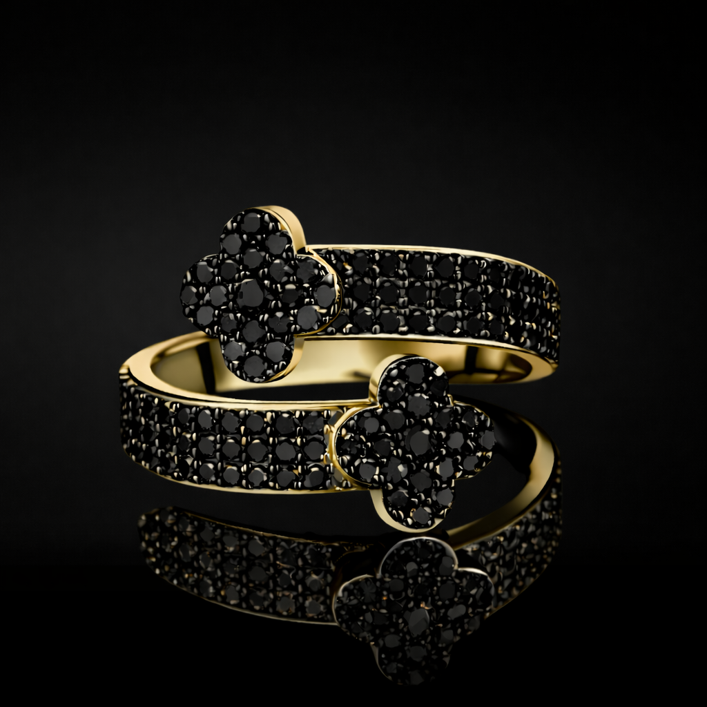 Maison Clover Noir Ring