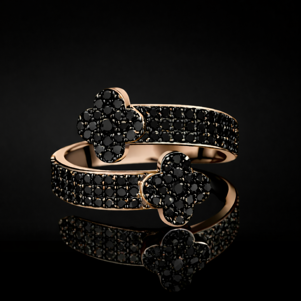 Maison Clover Noir Ring