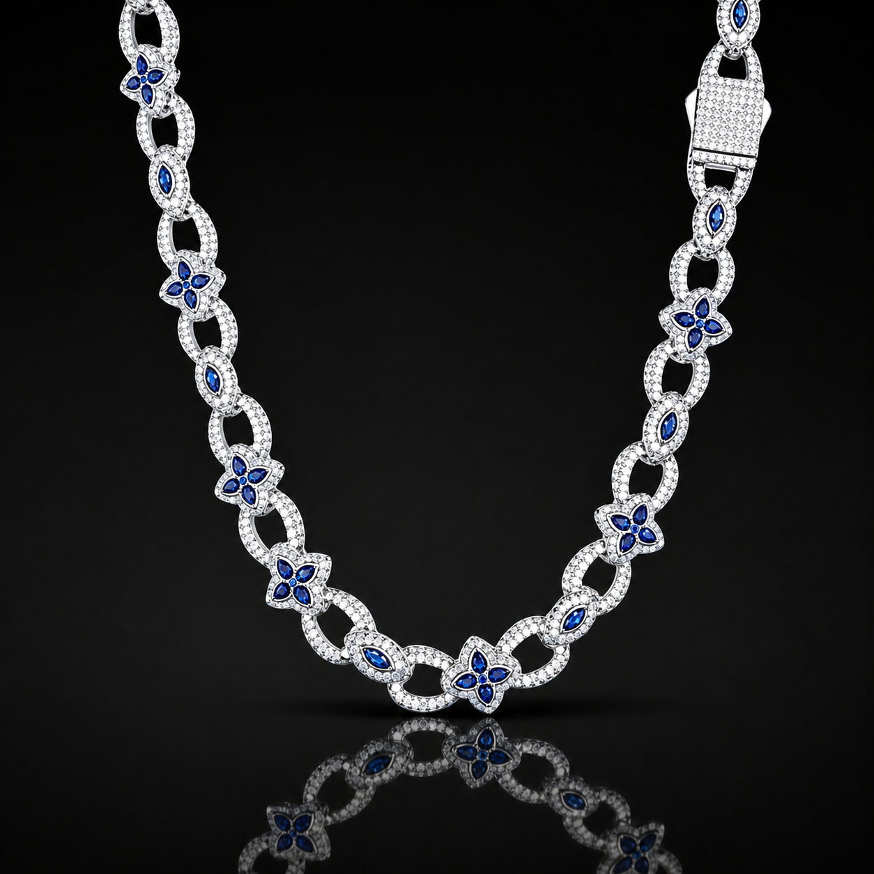 Maison Trèfle Chain