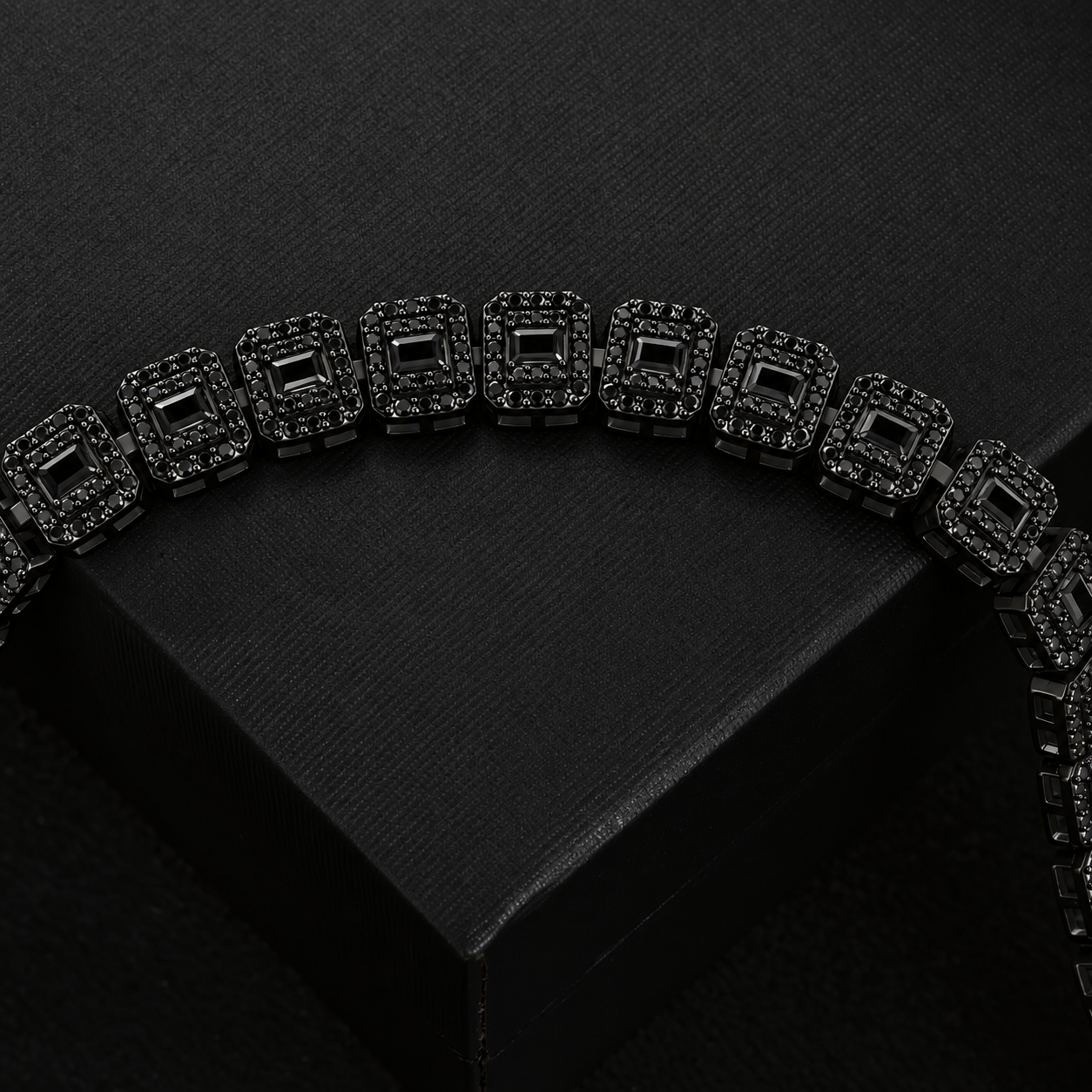 Maison Royale Noir Bracelet