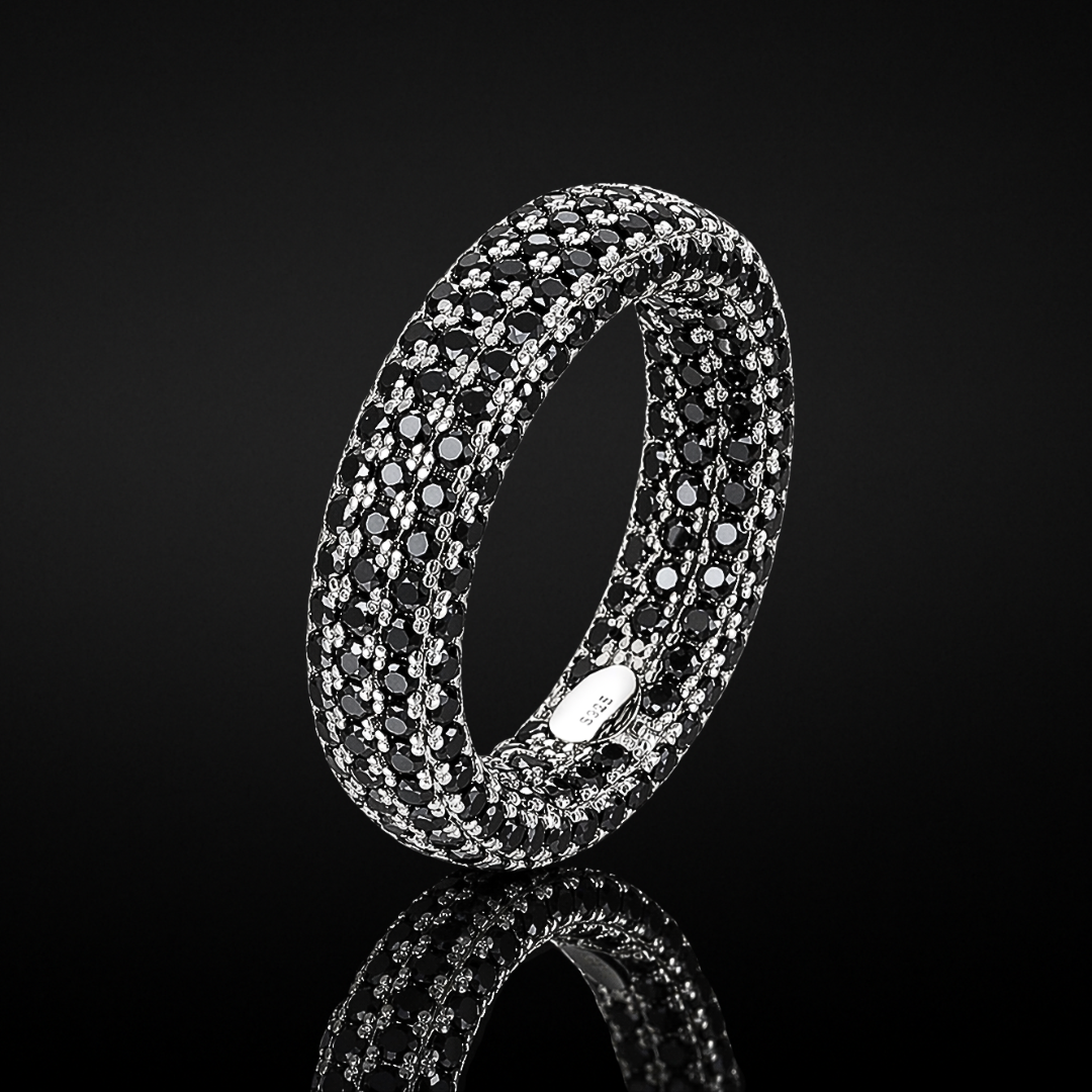 L’Arctique Noir Ring