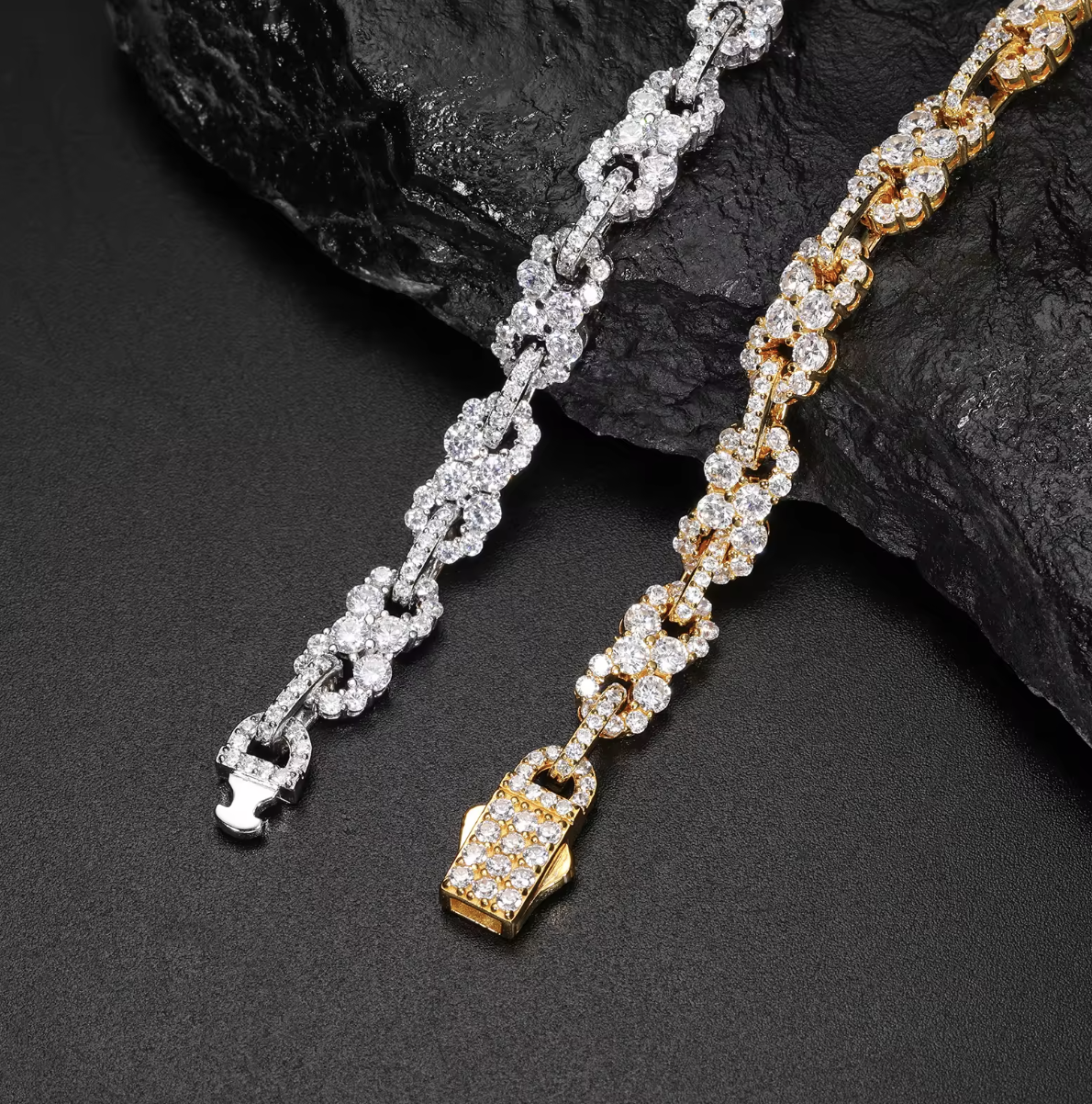 MOISSANITE CUBAN INFINITY CUBAN LINK BRACELET - GOLD