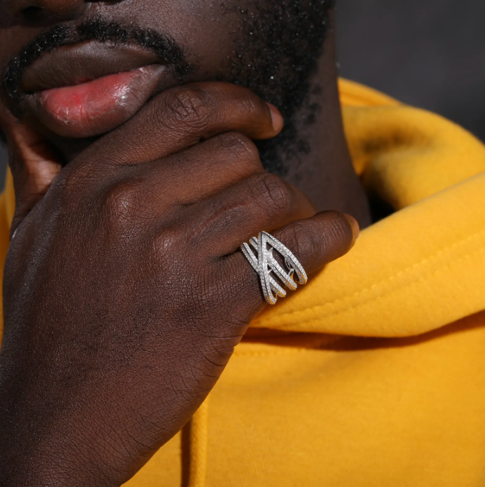 MOISSANITE THORNS RING - WHITE GOLD - Sant Leclère